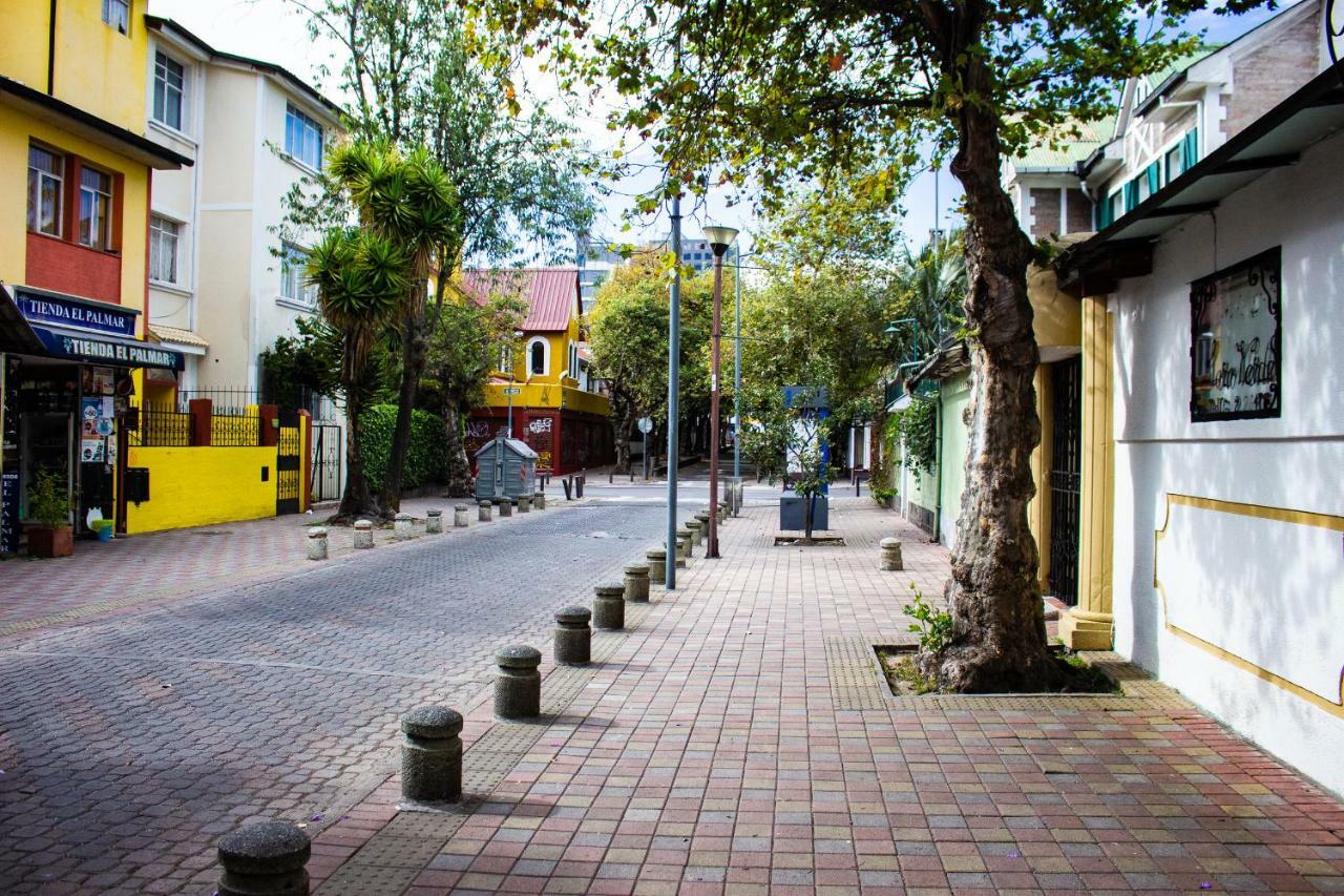 Hostal Loro Verde Quito Luaran gambar